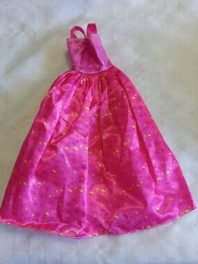 F - 2 Barbie dresses : 1 new and 1 with a strap to mend